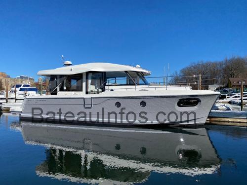 Beneteau Swift Trawler 41 Sedan fiche technique et avis